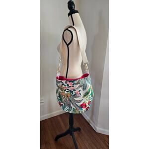 Makeup Junkie Large Floral bag